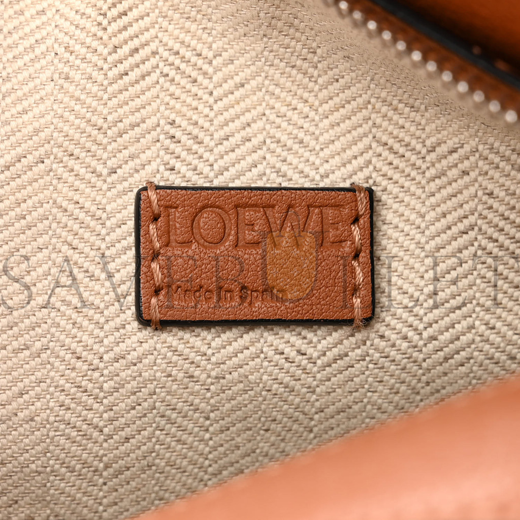 LOEWE CALFSKIN MINI PUZZLE BAG TAN (18*12.5*8cm)